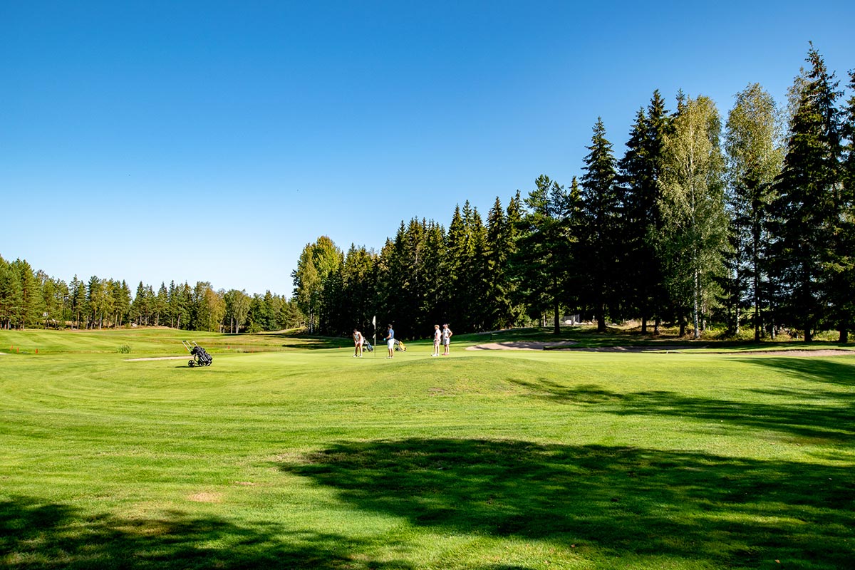 Westpro 20 v. Business Golf